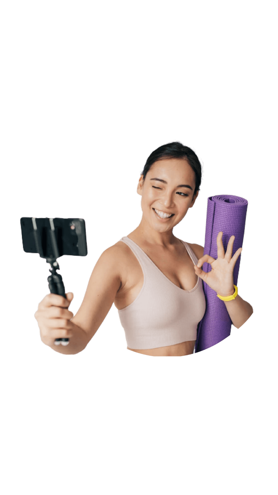 A smilintg girl holding books