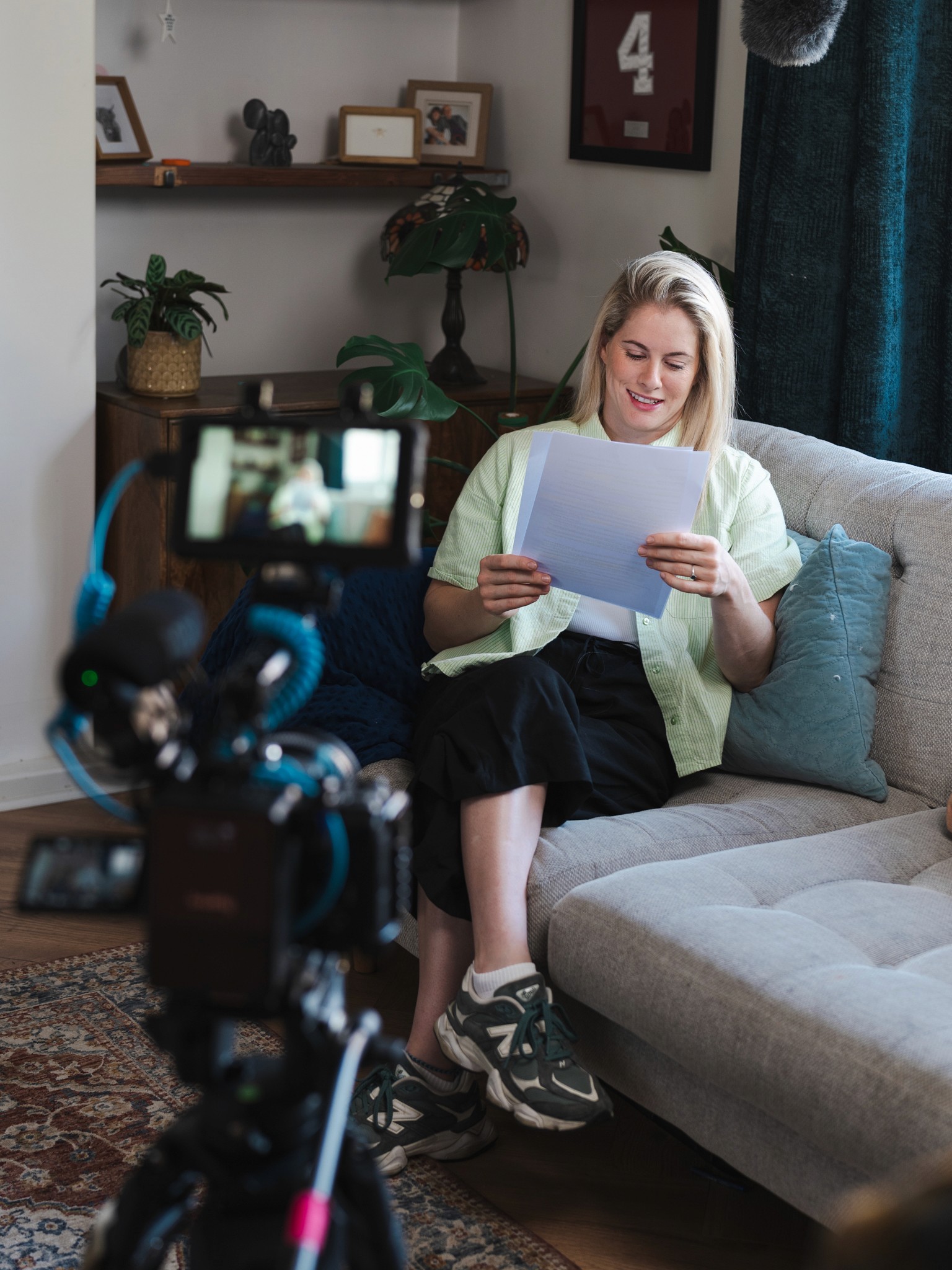 behind the scenes photography with robyn love by mia edmond