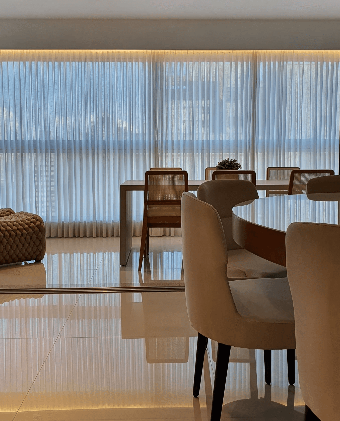 Project thumbnail image showcasing a modern interior design.