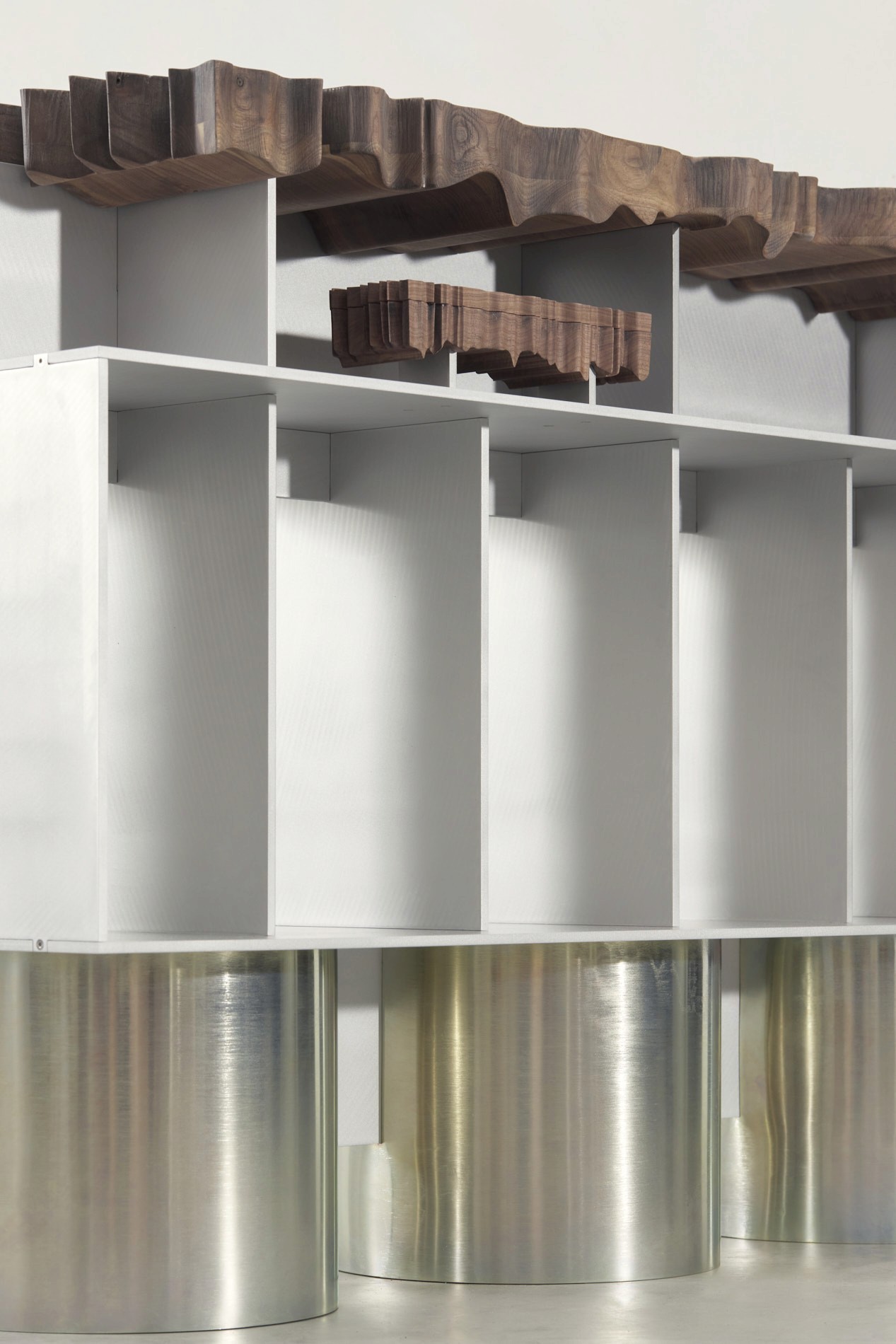 storage-for-vinyl-cleaning-brush-beneath-altar-top