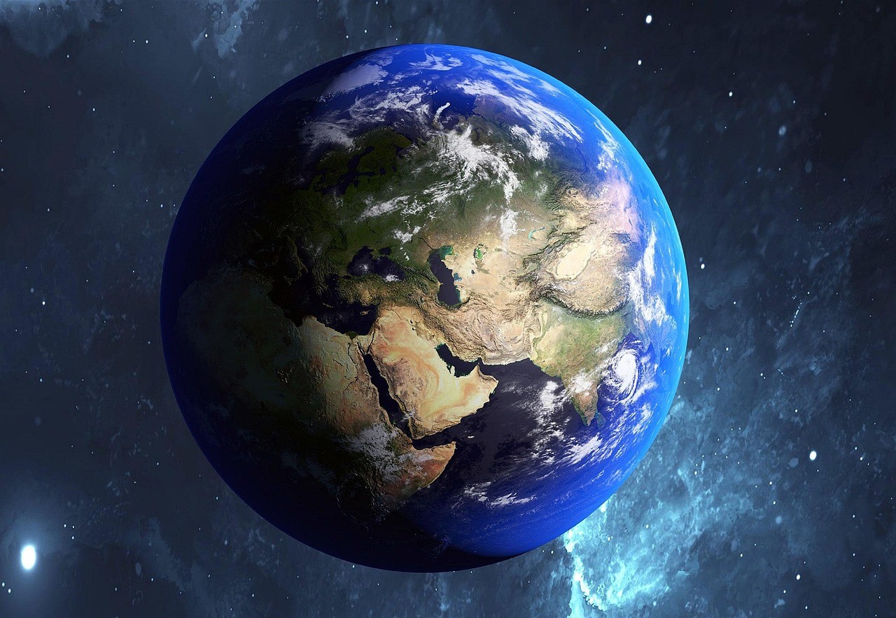 planet,-eart,-space,-outer-space,-cosmos,-land,-globe,-celestial-body,-space-art - micado141 (pixabay)