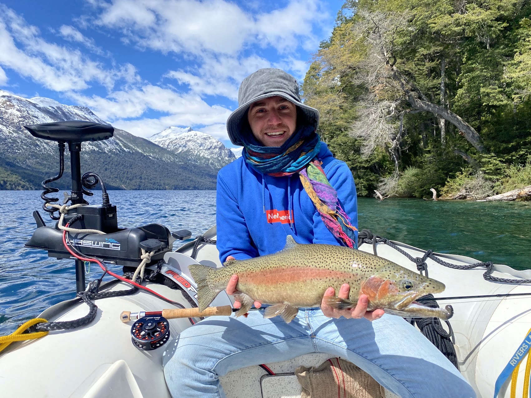 Discover Patagonia's best fishing spots with expert guides. Catch record trouts, grayling, and marble trout in beautiful rivers and lakes. Master dry fly fishing, streamer fishing, and nymph fishing. Perfect for trophy-seeking anglers.