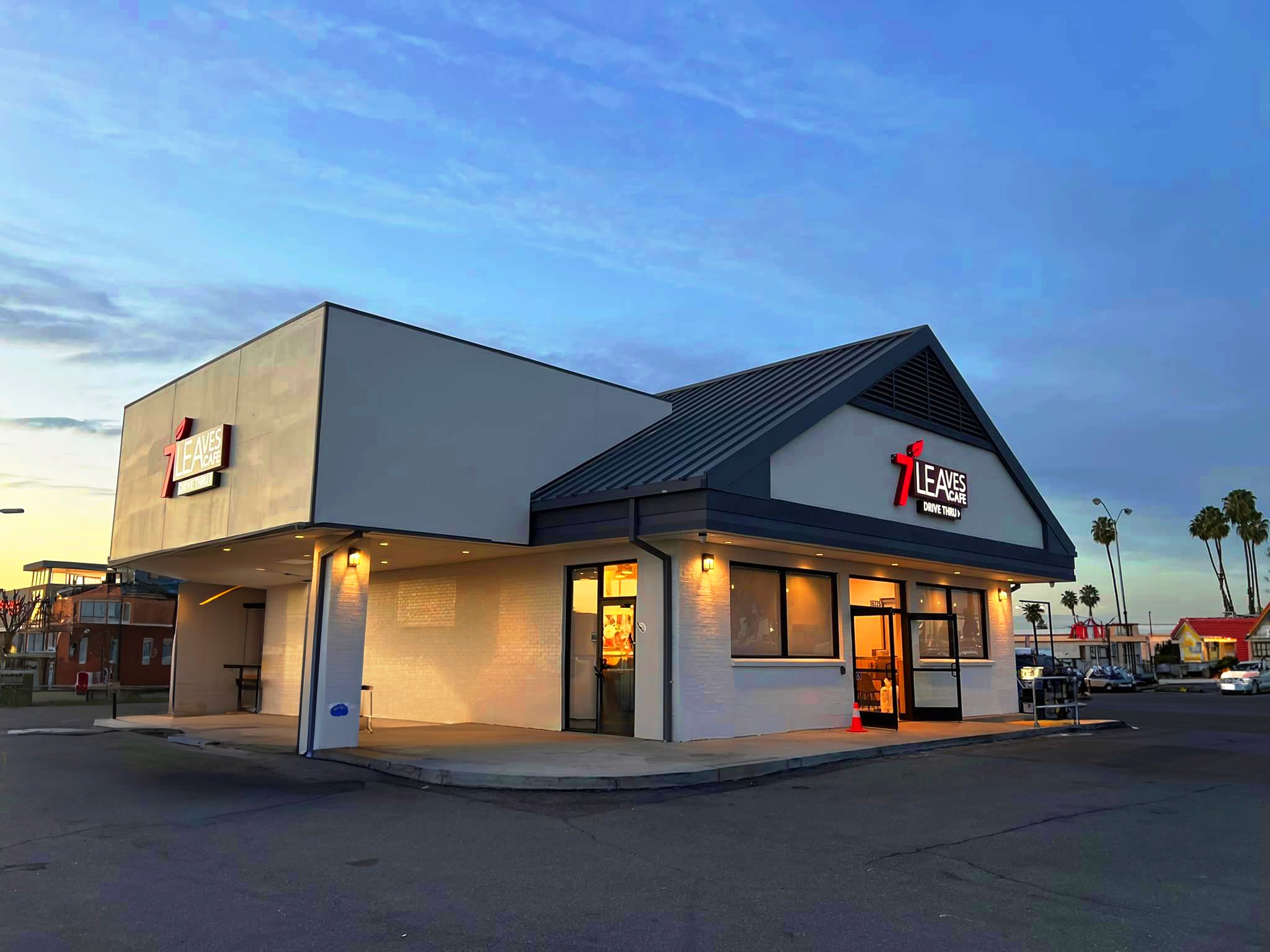 7 Leaves Tea Leaf Coffee