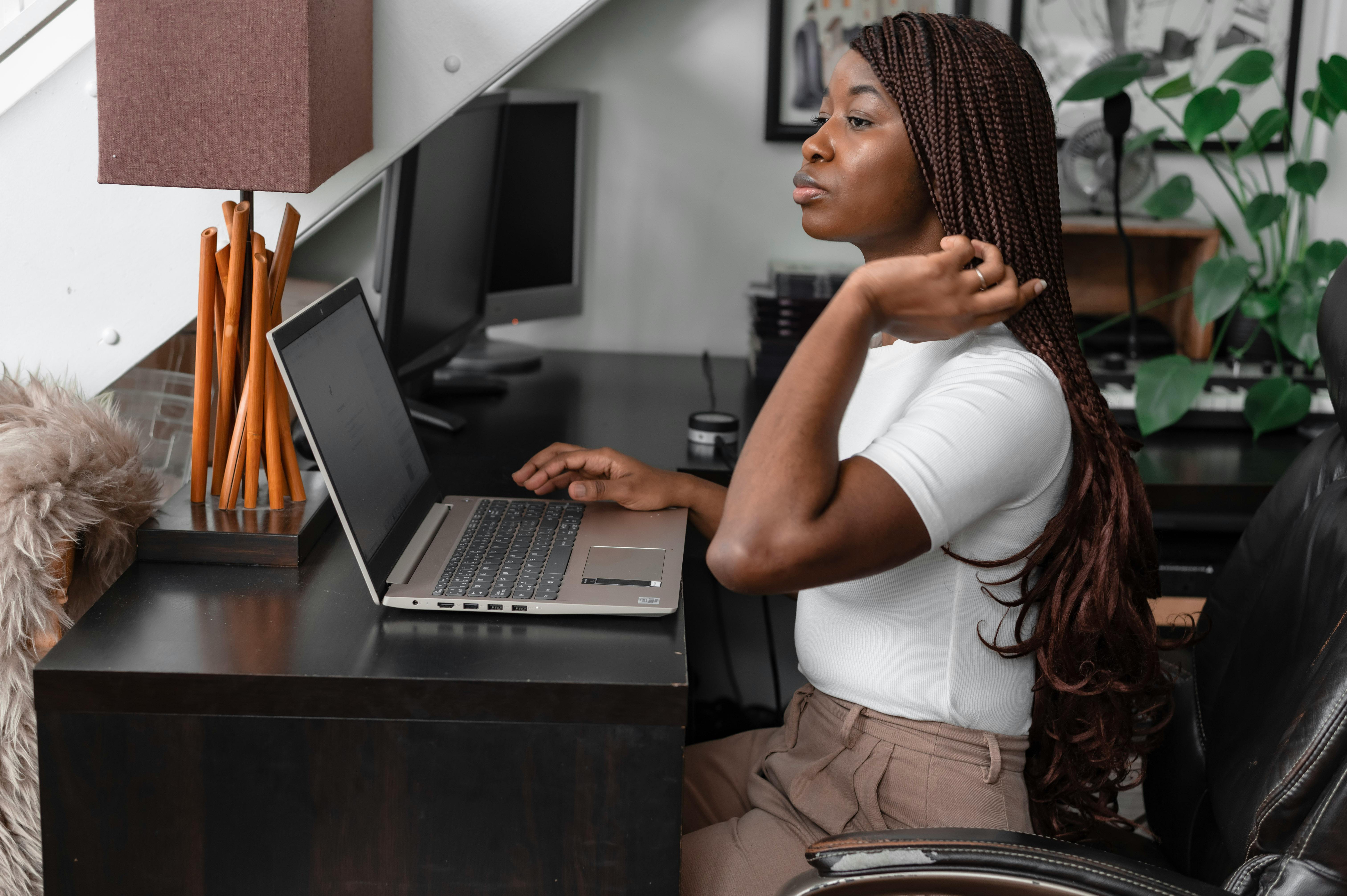 Woman understanding outreach work and what do these professionals do