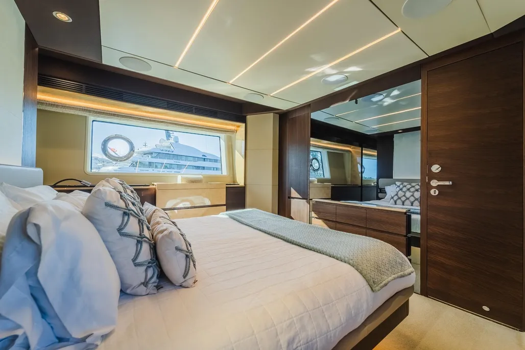 Boat thumbnail 36