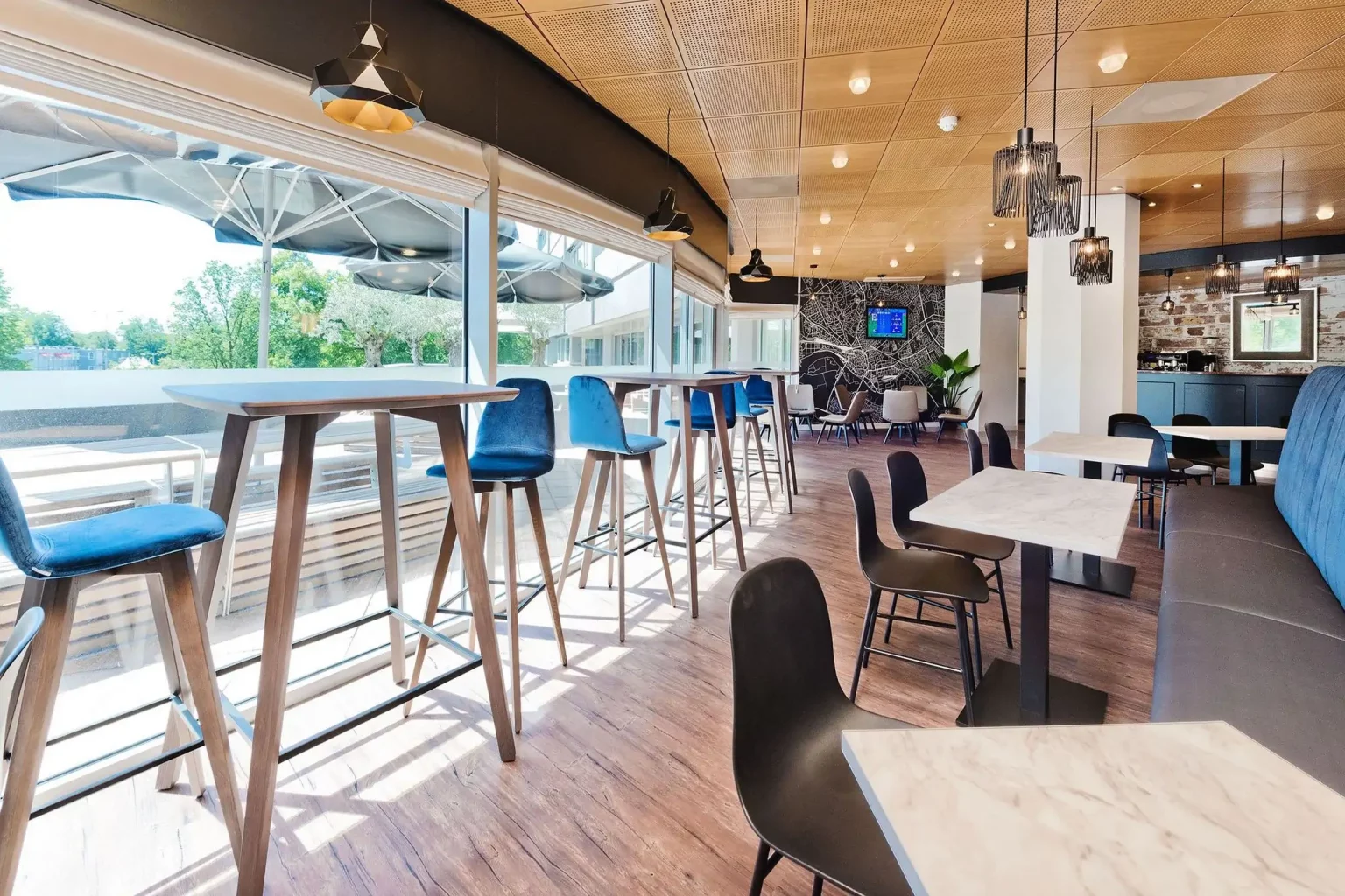 Nieuwe kantoorinrichting Bavinckhouse door Perla