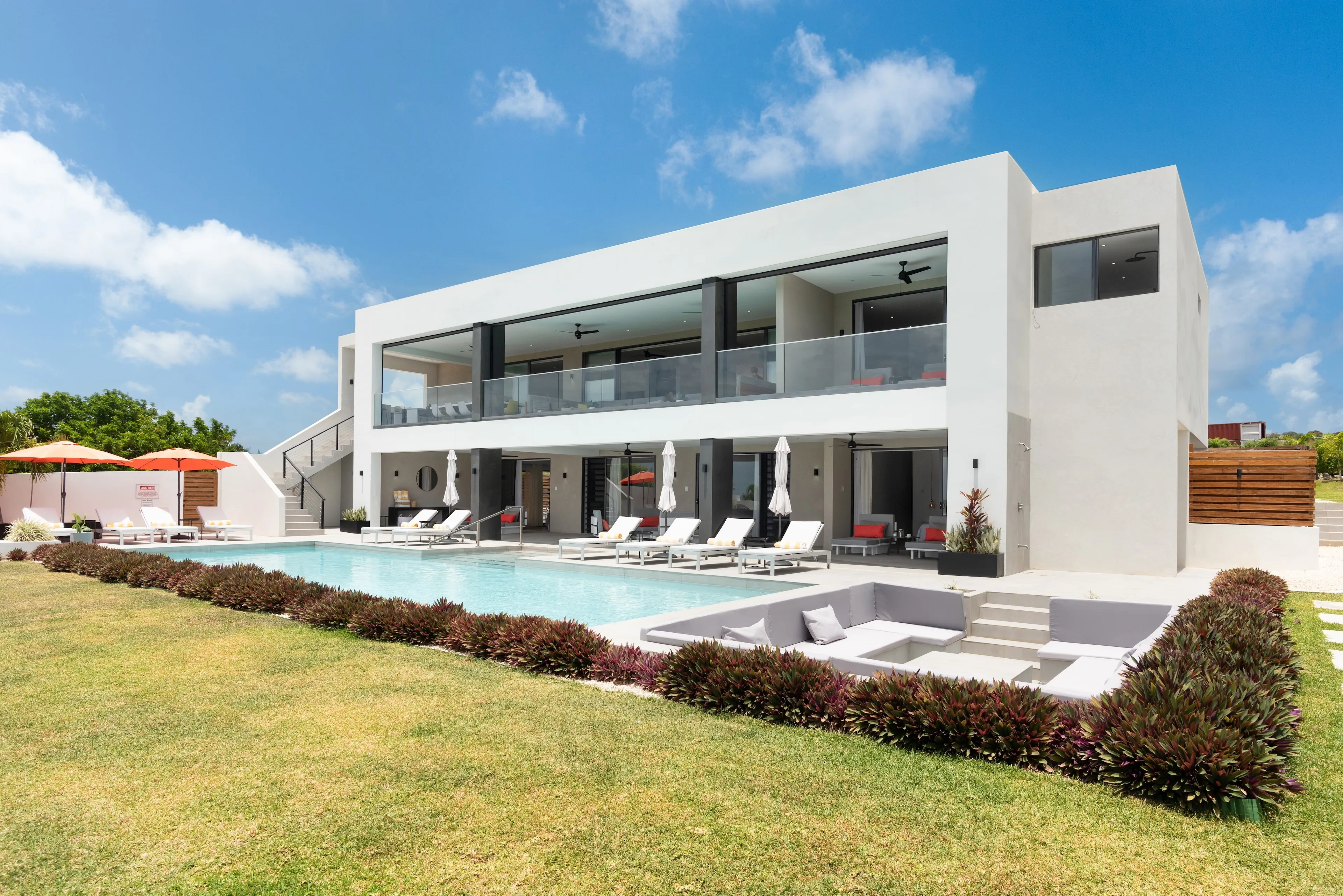 Real estate house hero image