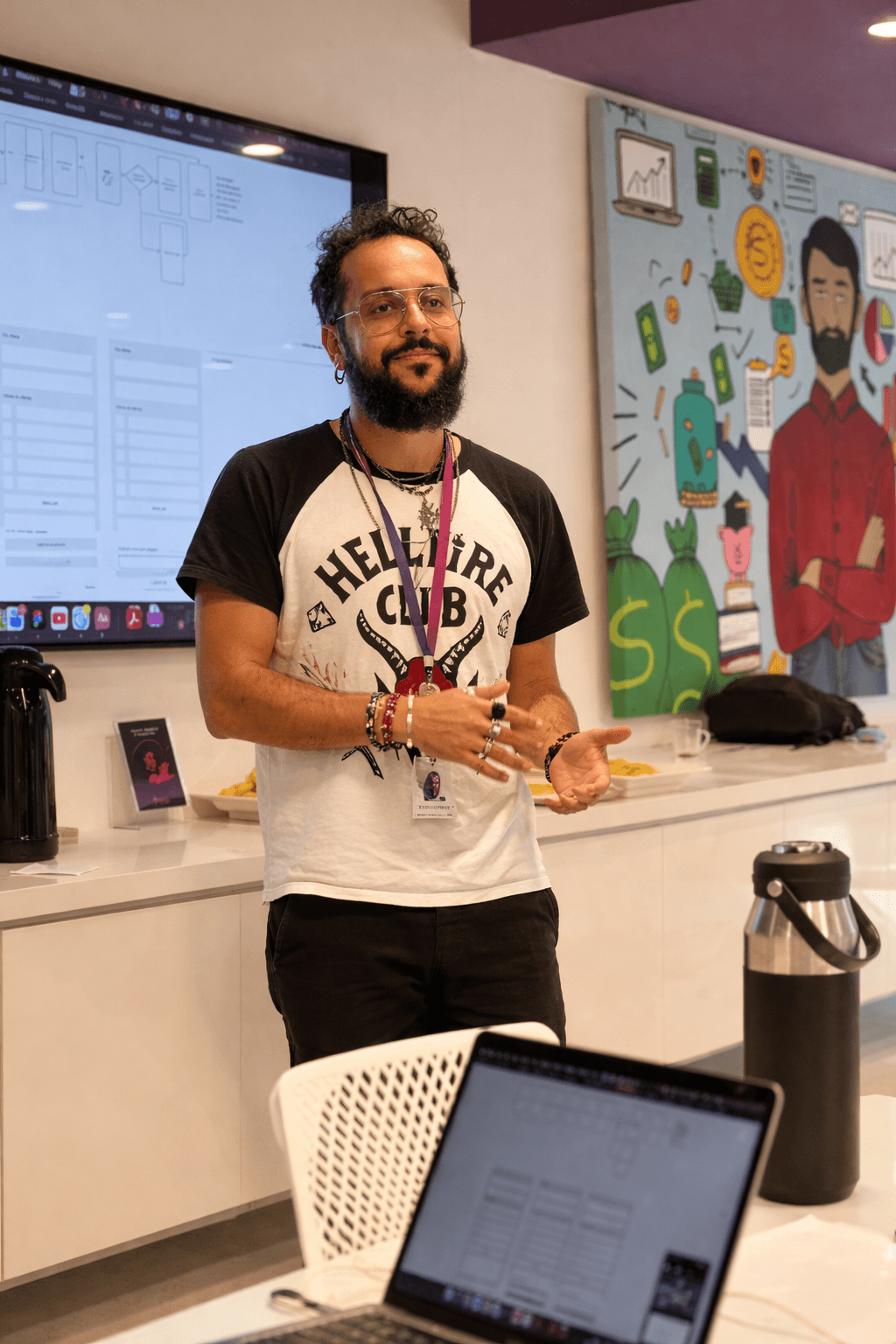 Caio Pauferro articulando