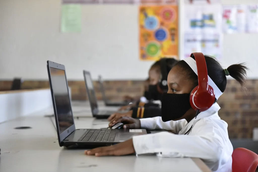 Empowering Tomorrow's Tech Leaders: Fostering Digital Literacy in ...
