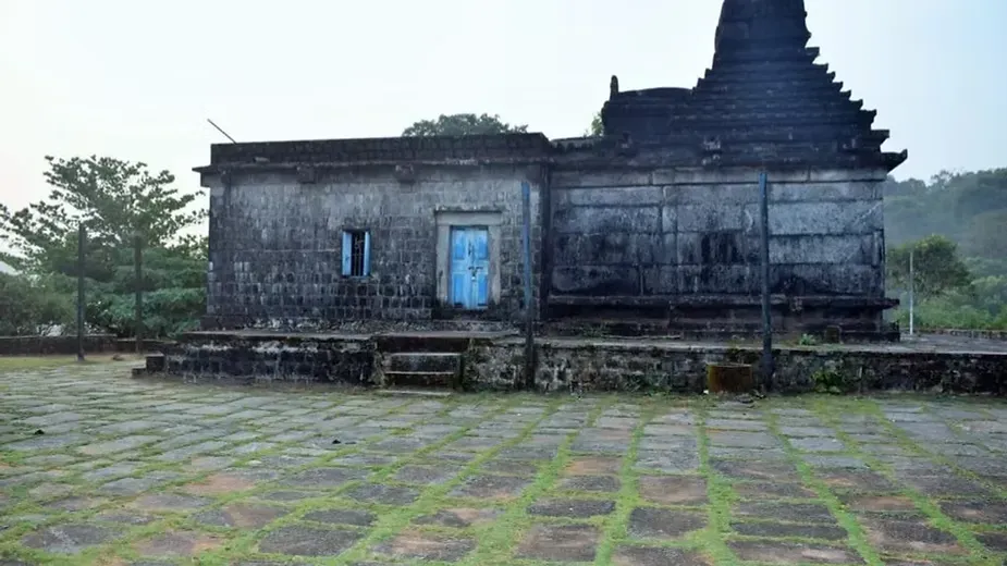 Pandavar Gudda & Betta Byraveshwara Temple.webp