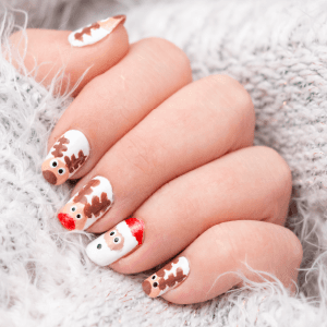 Diseño de uñas reindeer nails en efecto metalico