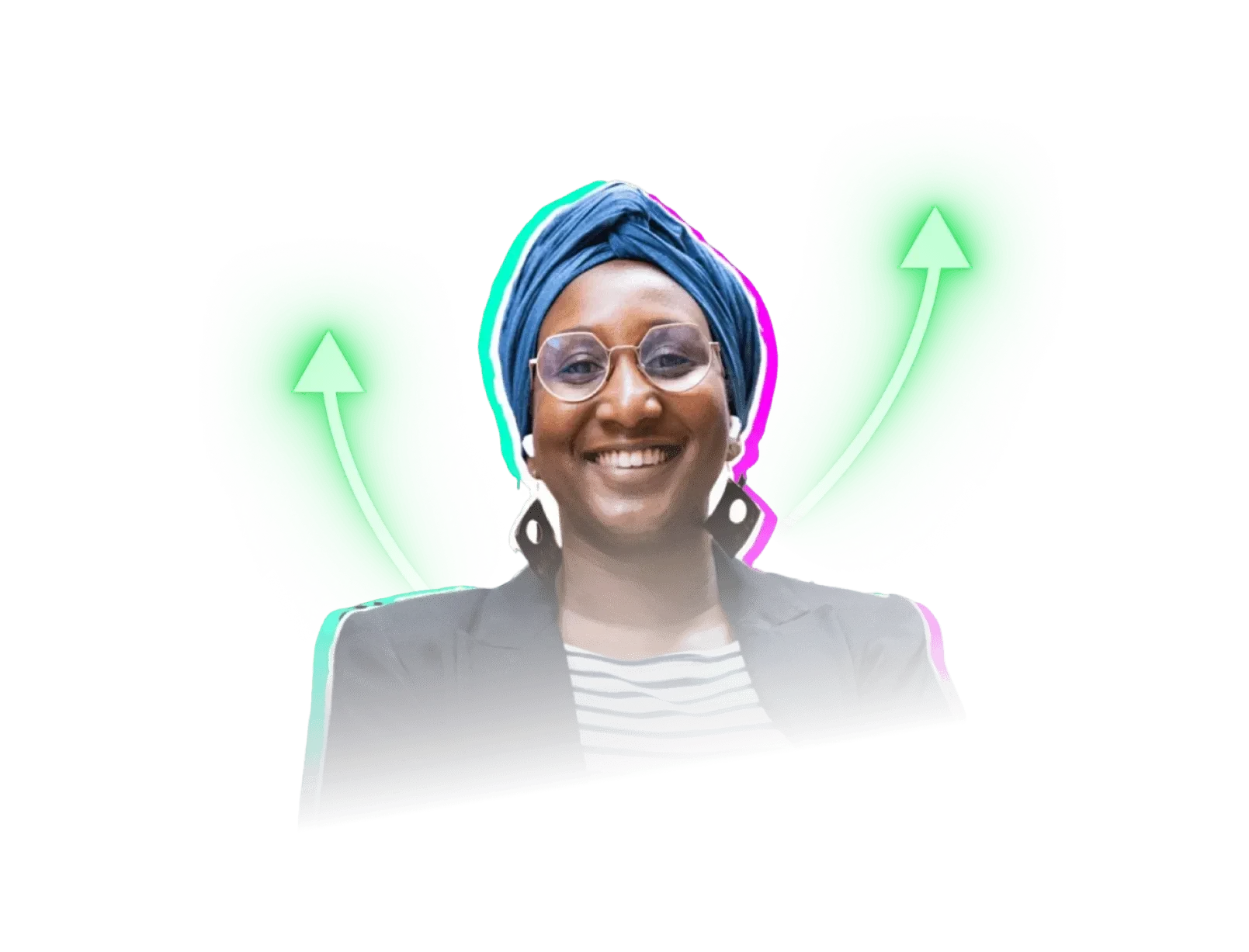 Femme souriante portant un turban bleu et des lunettes, encadrée par des flèches vertes lumineuses symbolisant la croissance.
