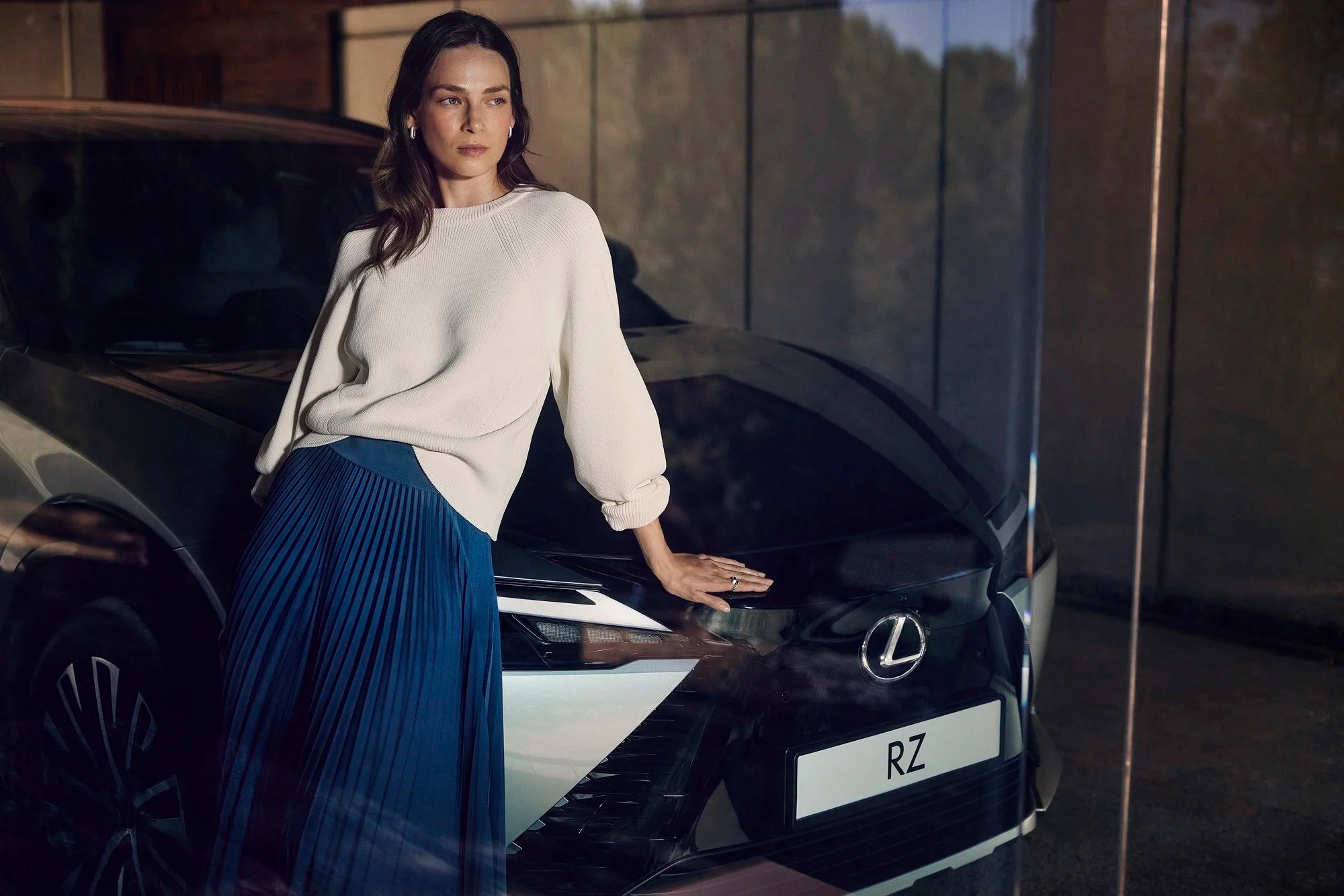 LEXUS