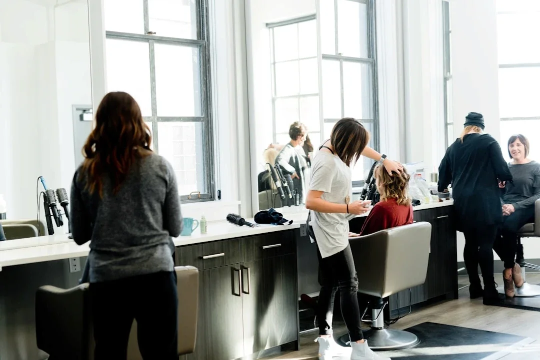 How to Attract Clients to Your Lash Salon