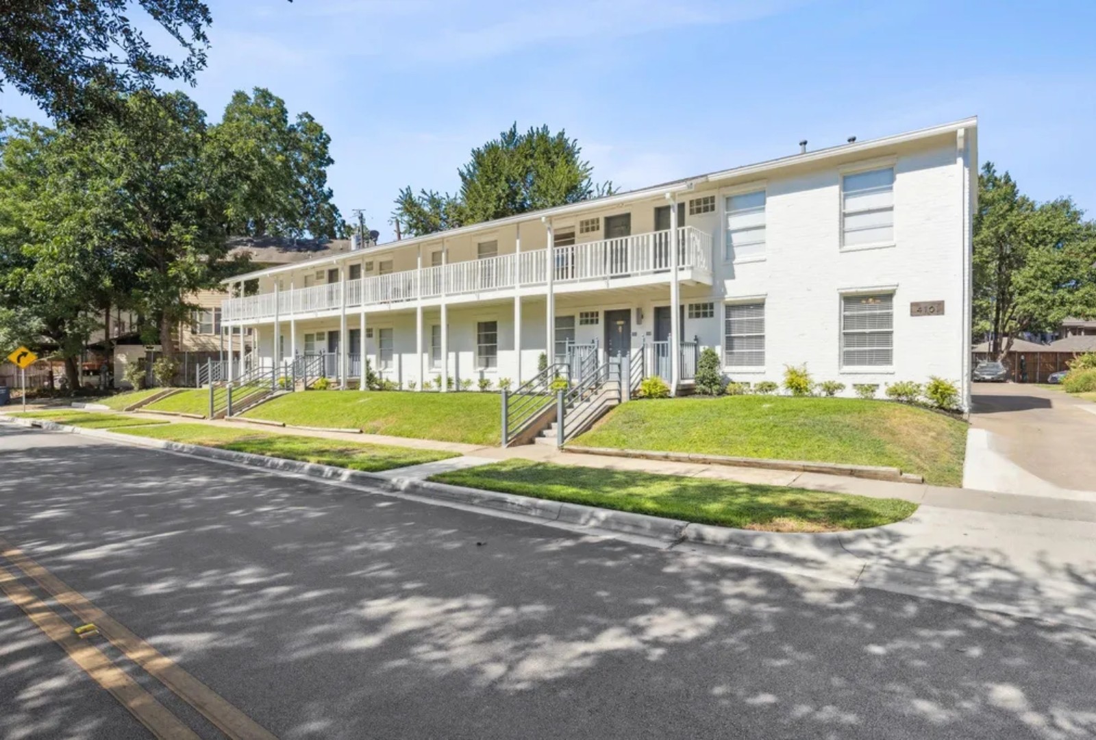 Oaklawn Portfolio - Multifamily apartment community in Dallas - Value-add renovation - 47 units