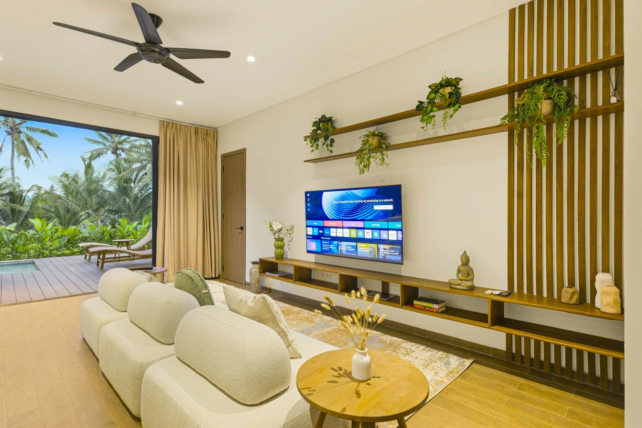 2-bedroom villa with sunset views over rice fields in Ubud