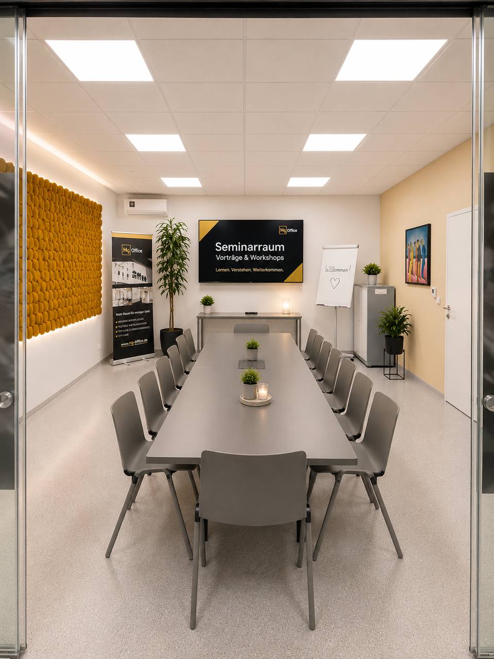 Empfangsbereich des McOffice Businesscenters