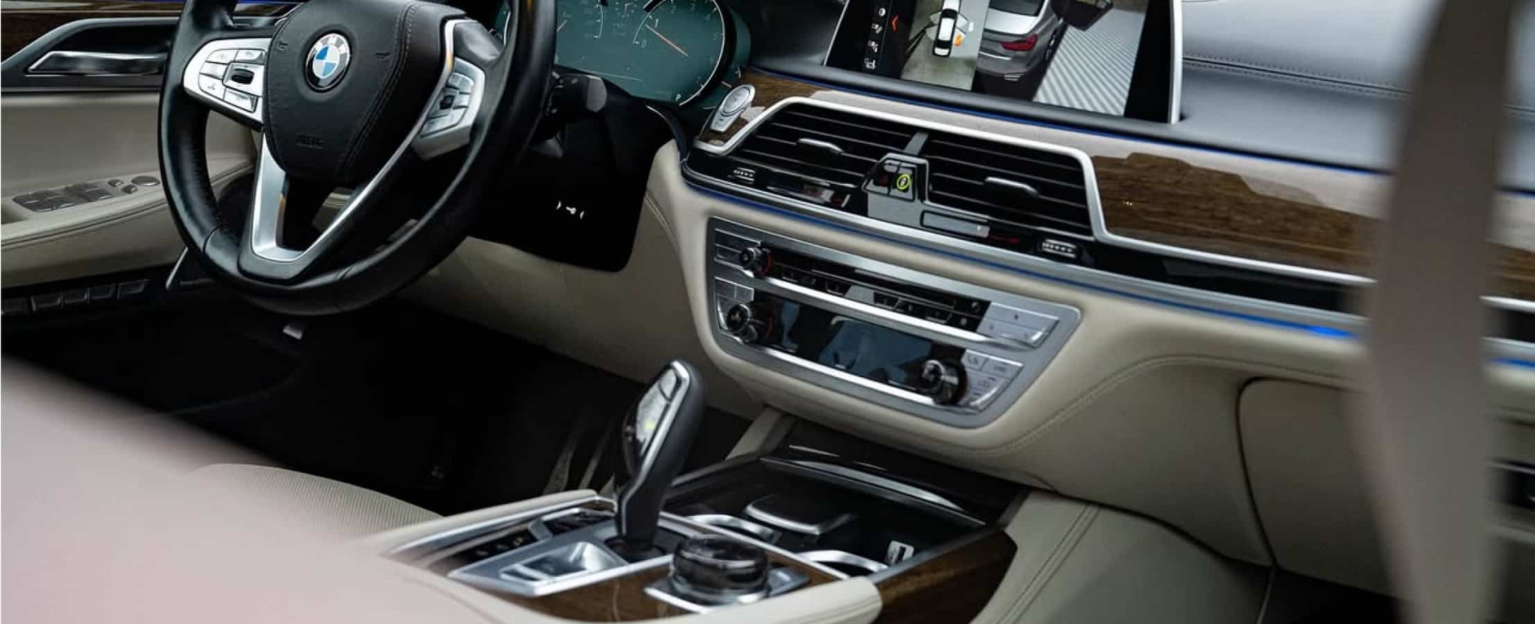 Dron Real Estate business.Make picture which describe fast video and foto editing 1-3 days.