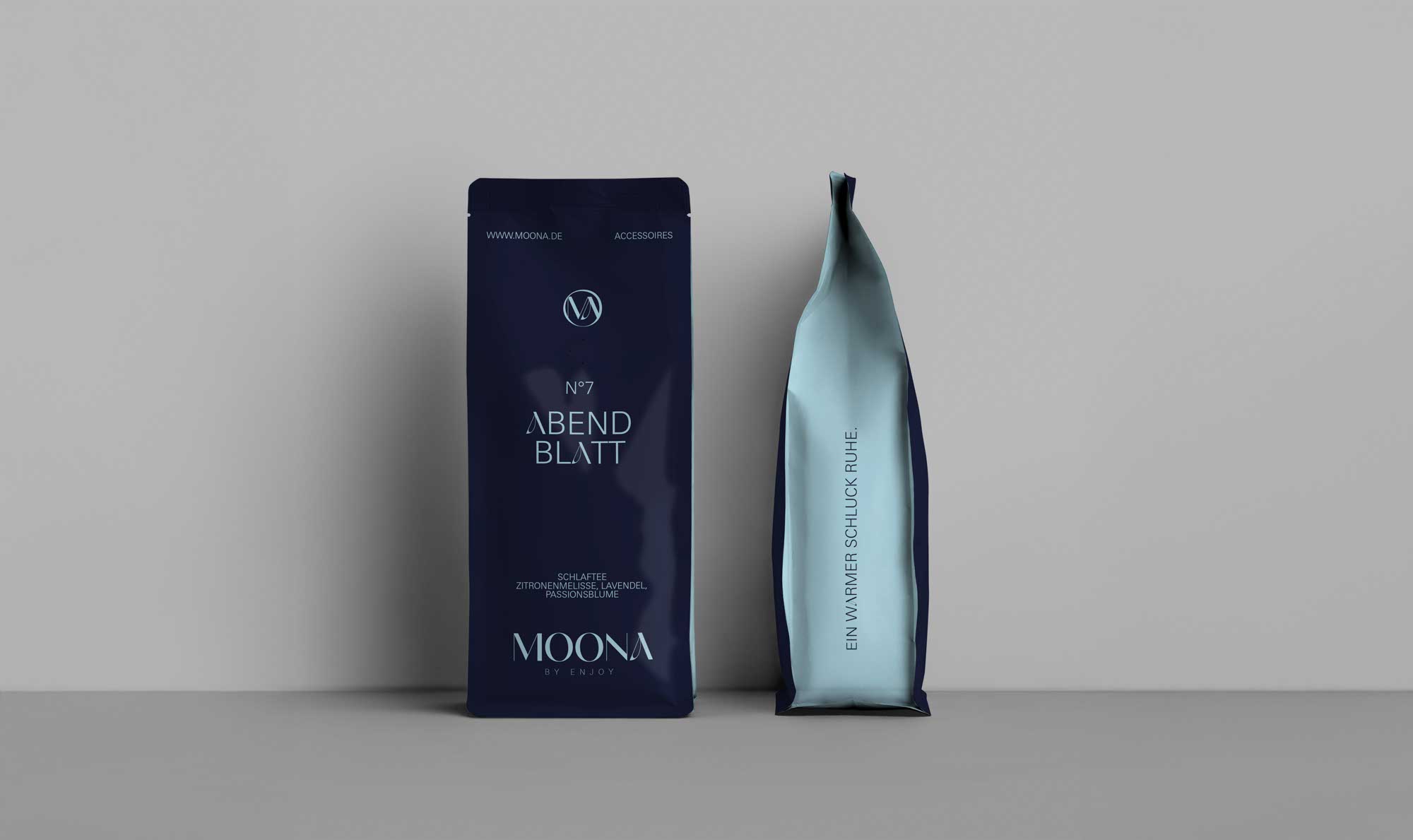 MOONA Verpackungsdesign – hochwertig inszeniert mit markentypischer Farbigkeit und eleganter Typografie