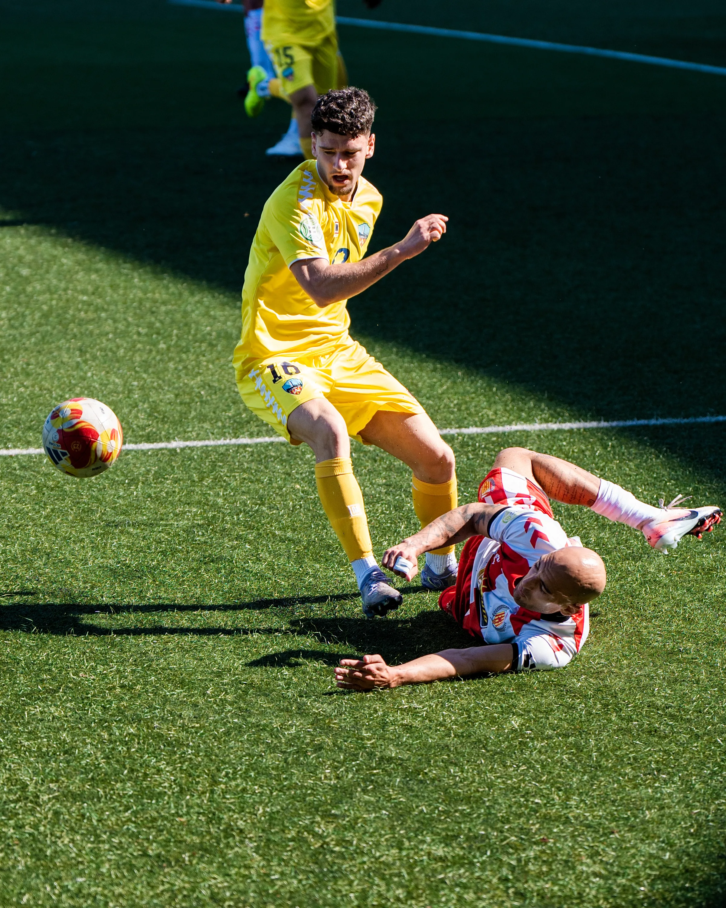 defensa fútbol fotografía, football defense photo, Nolan Pardo sports photography