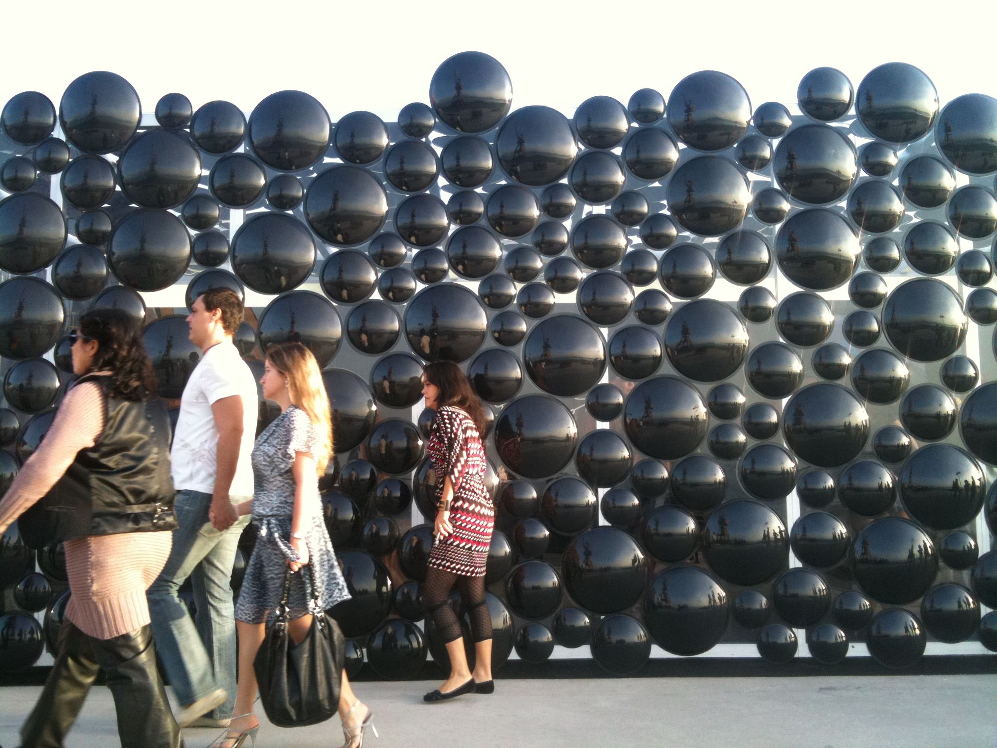 Matsuo+CO - Melissa + Gaetano Pesce