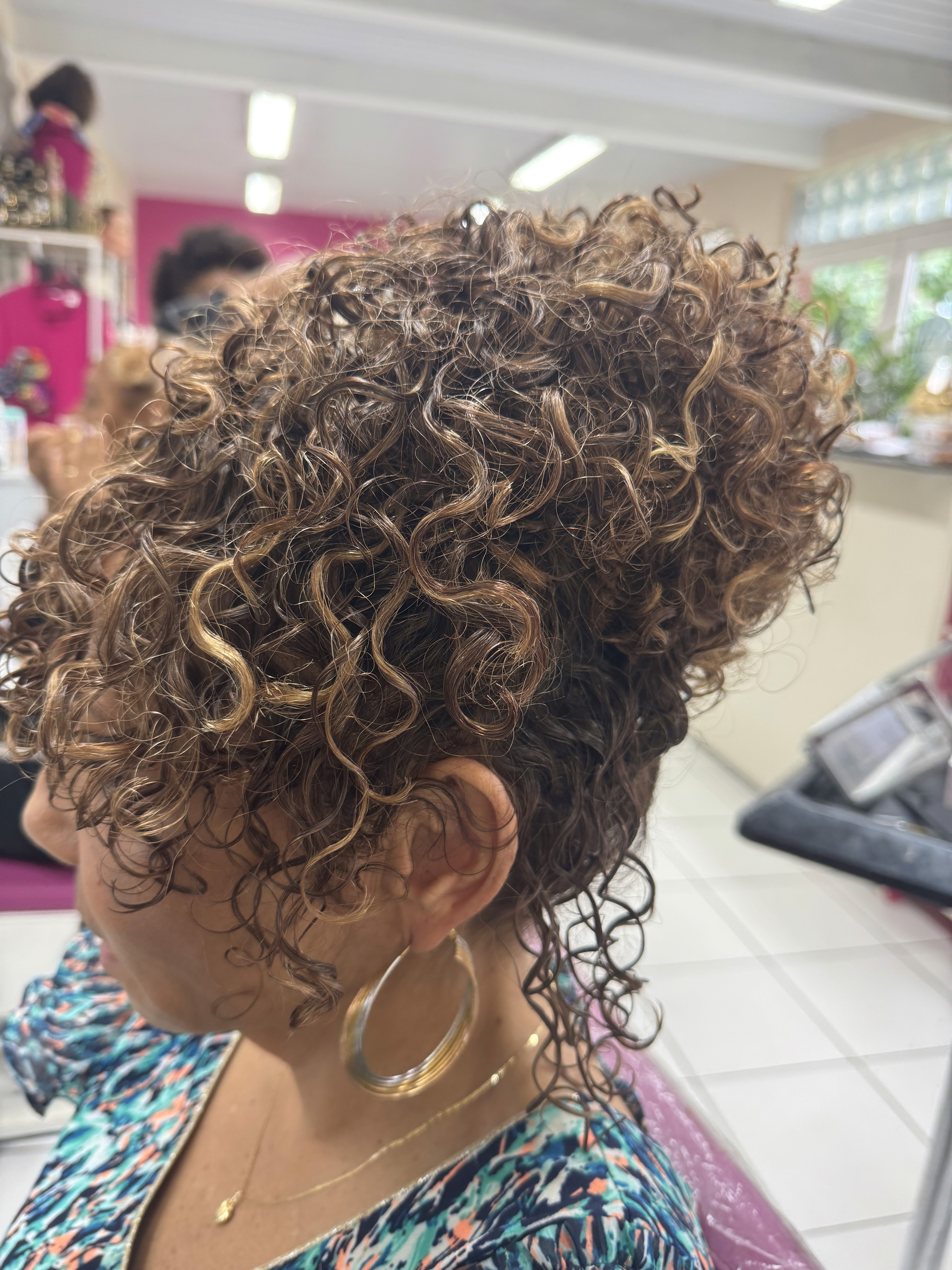 Cheveux longs coiffés