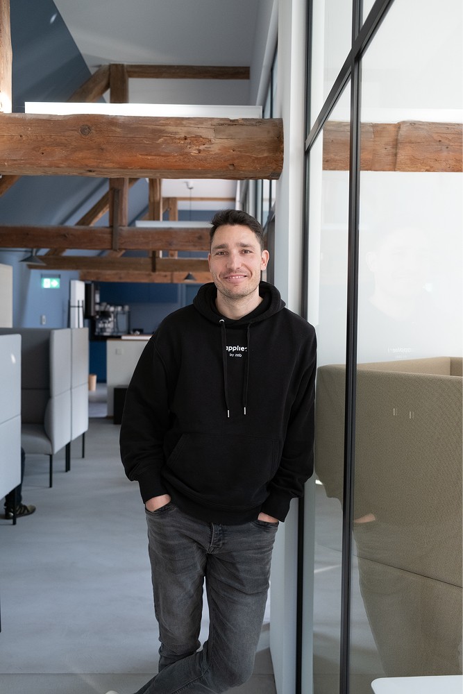 Portraitfoto im Coworking-Space