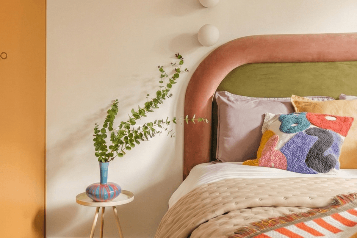 Luxury minimal chair