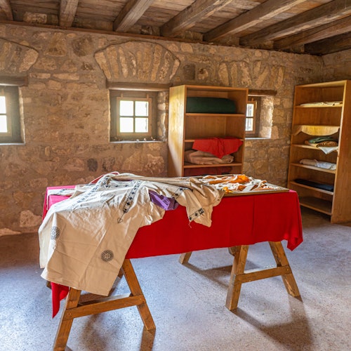 Ruang Dalaman di Rumah Lucius