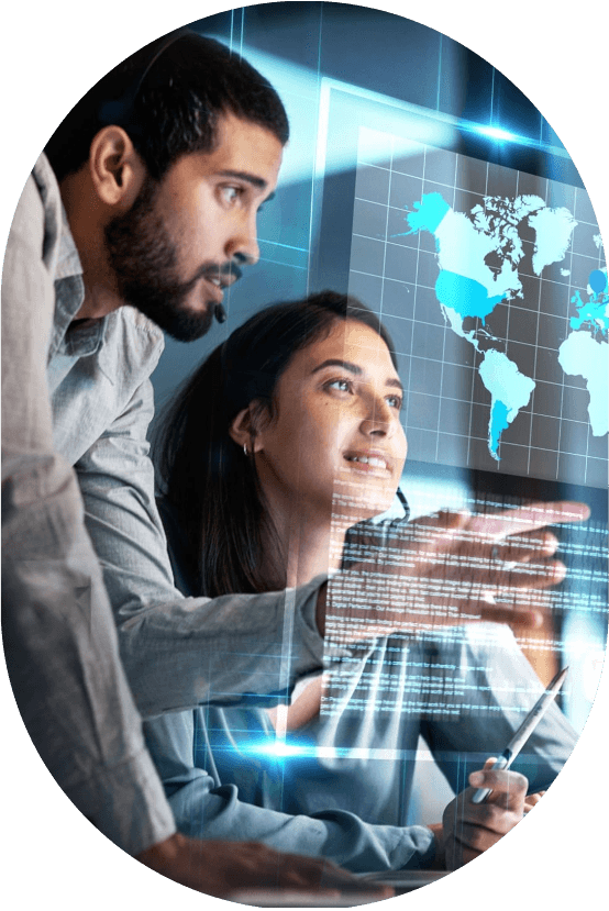 Duas pessoas trabalhando juntas