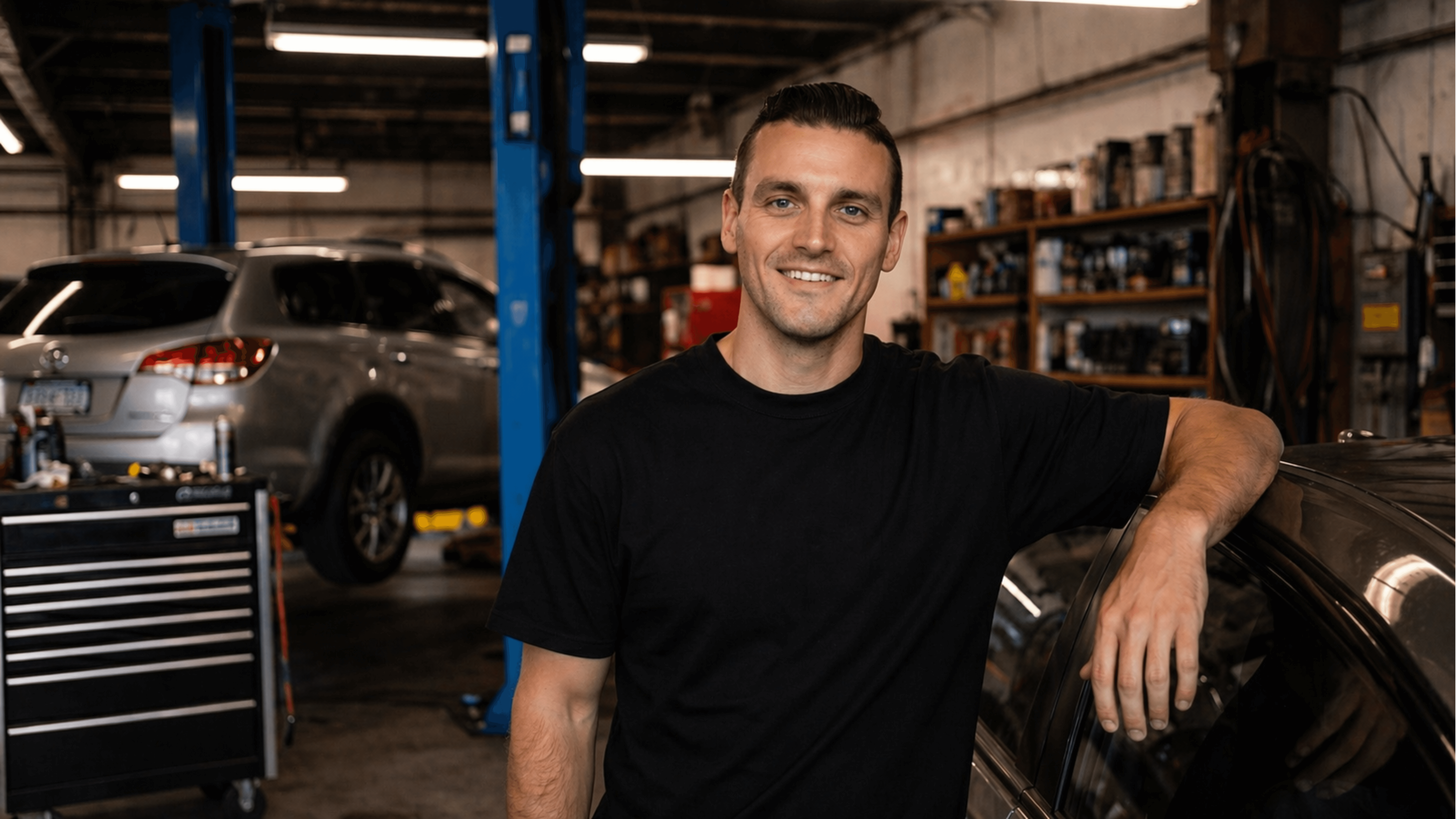 Dynamic picture of a cyclist riding downhill