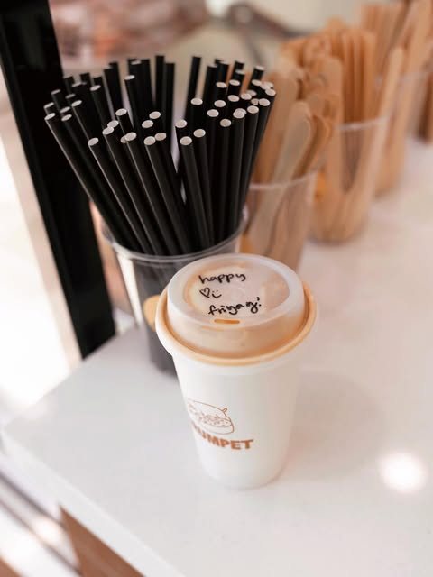 Crumpet takeaway coffee cup on the counter