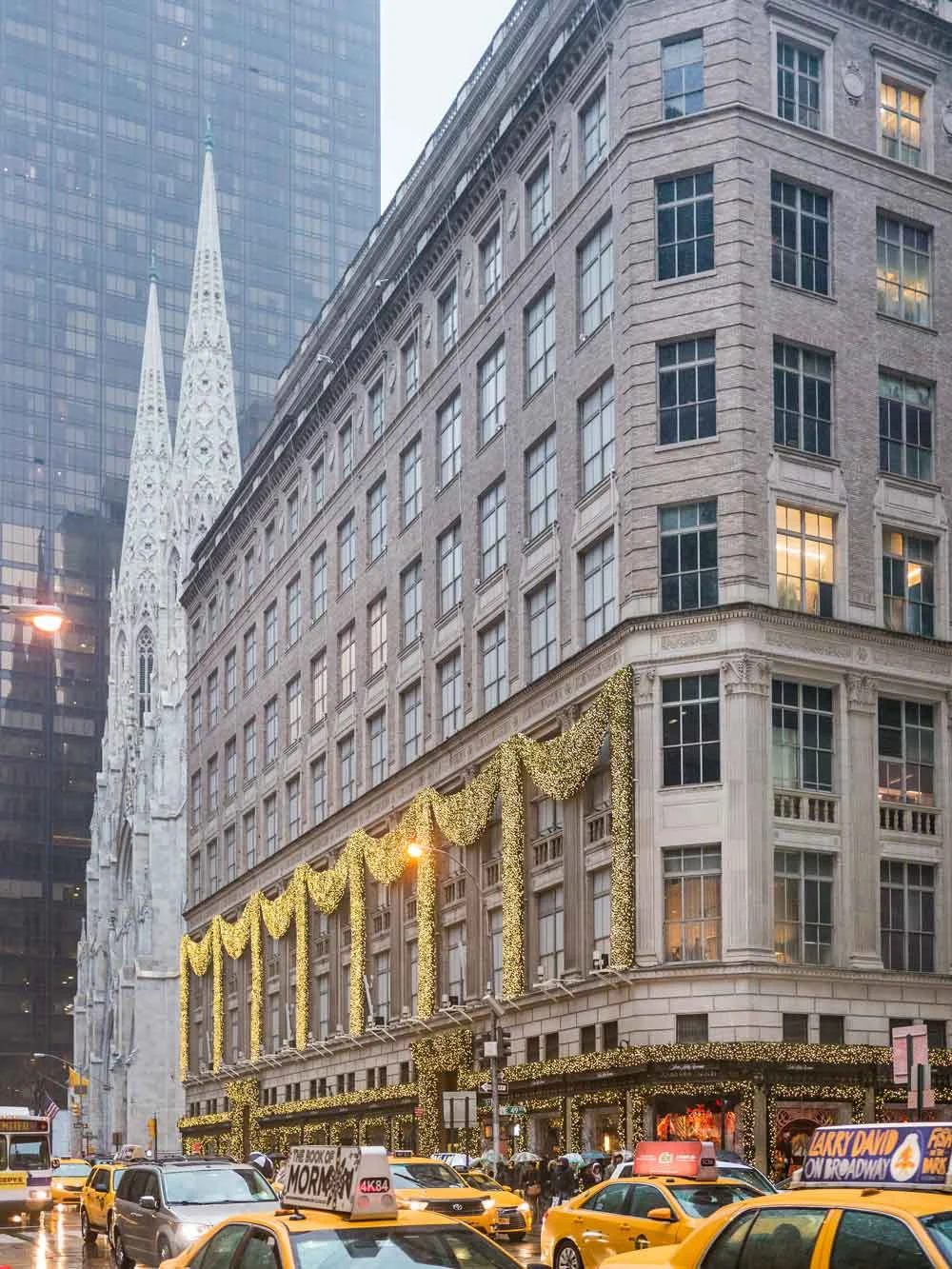 Boutiques-of-Fifth-Avenue-Manhattan-NYC