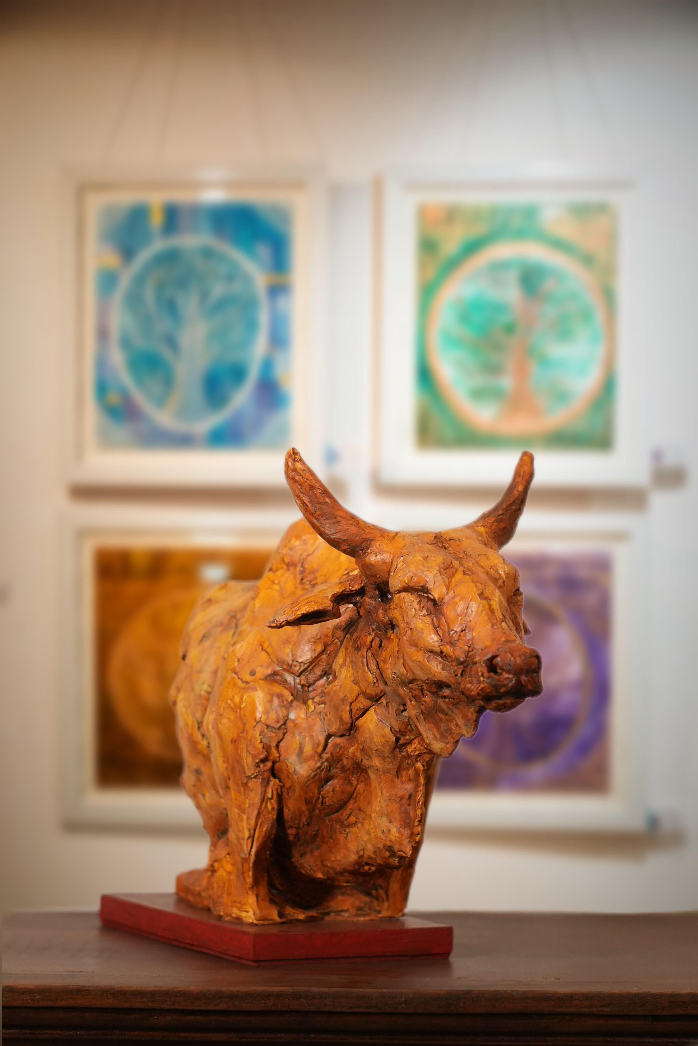 portrait sculpture of a cow