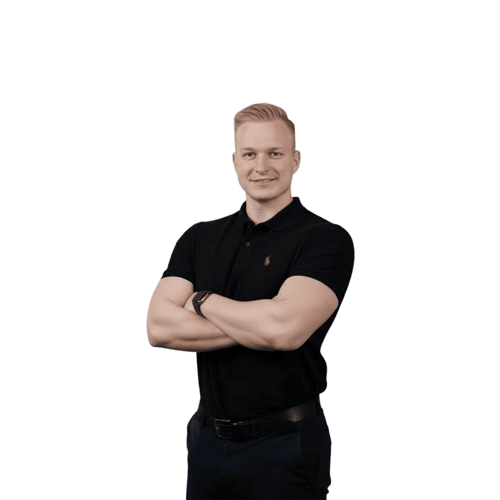 A smilintg girl holding books