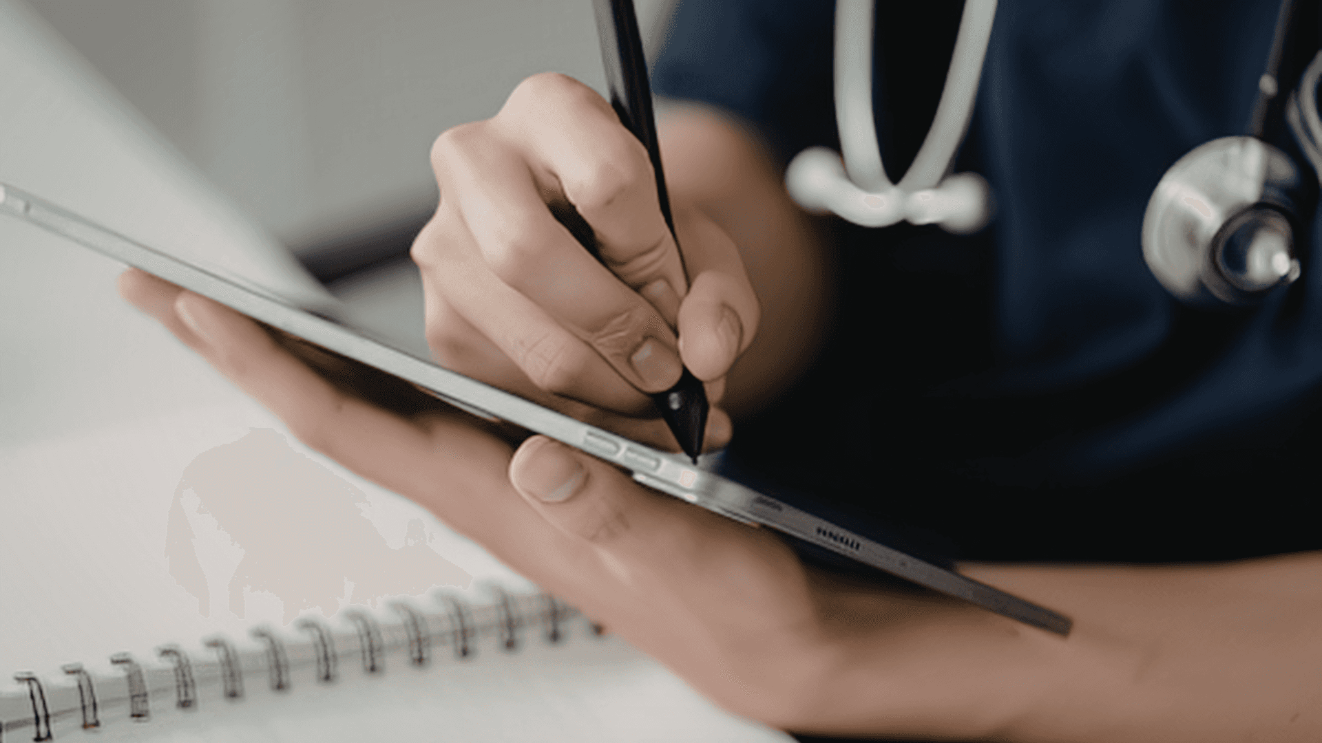 How Vets Can Reduce Admin Time: 5 Practical Ways to Take Back Your Day
