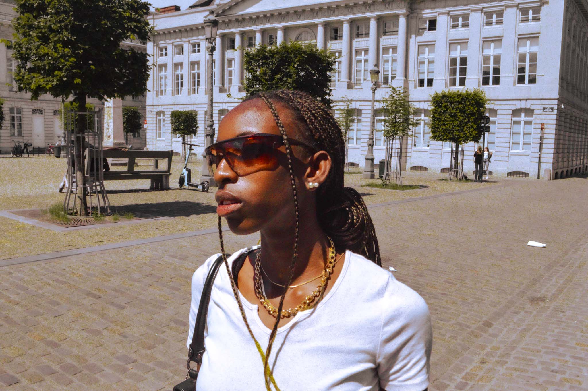 a black female model