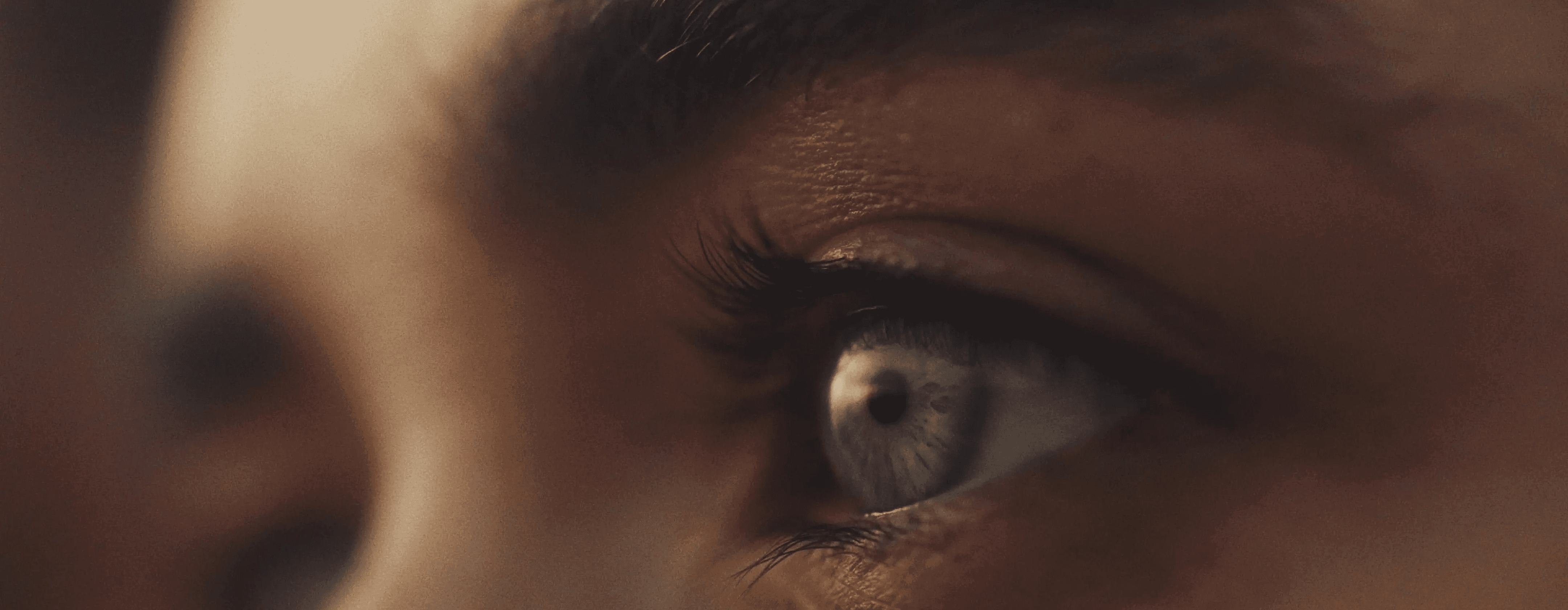 close-up image of a womans eye