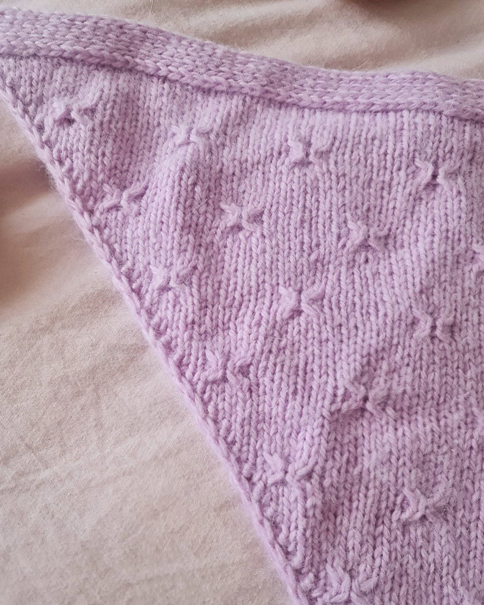 Wioletta Bandana knitting pattern, photo 2