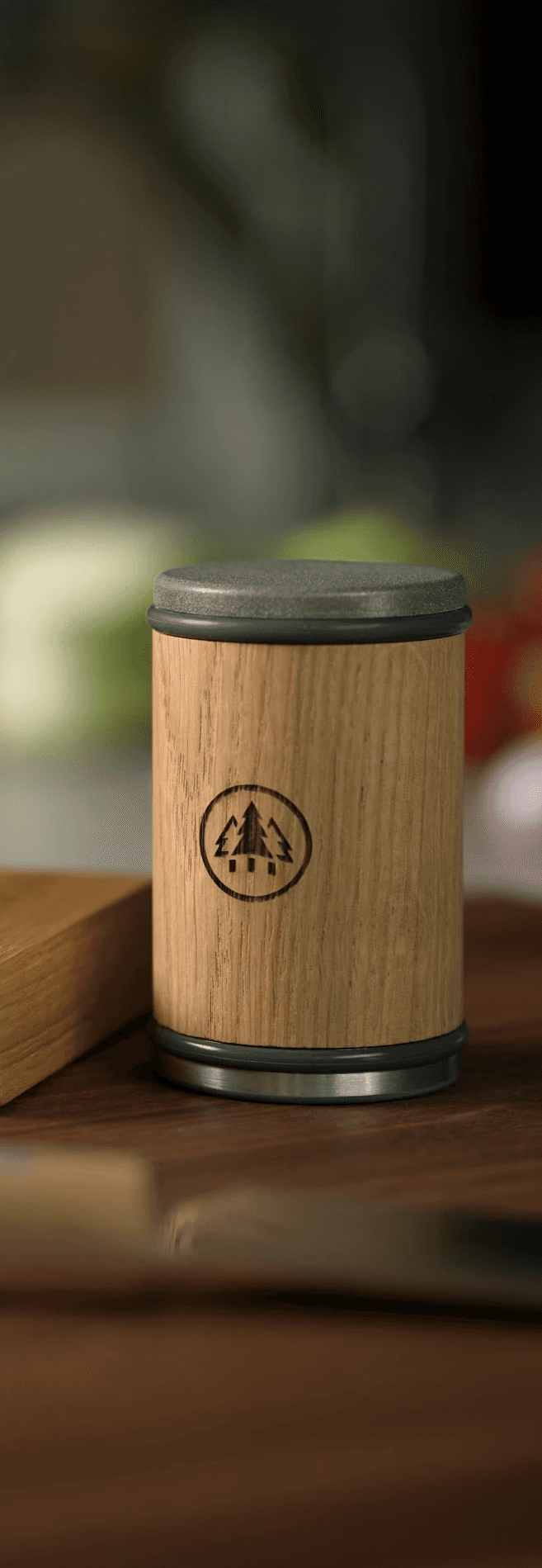 Close-up of the HORL®3 rolling sharpener on a kitchen surface, featuring the diamond grinding disc.