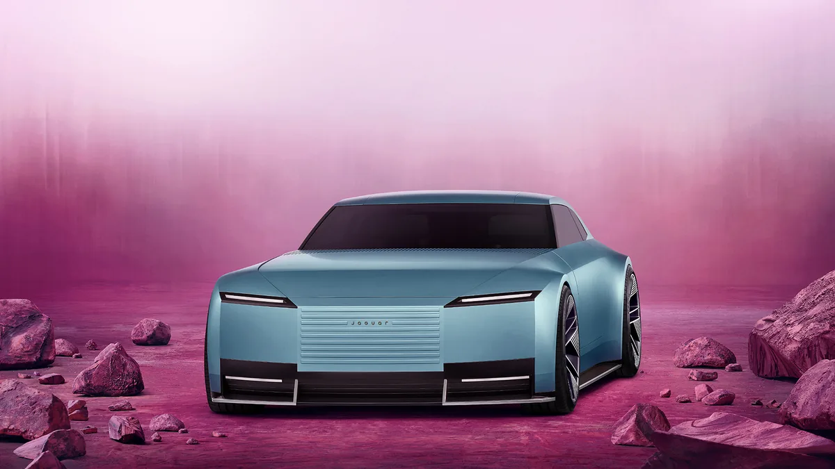 粉紅色 Jaguar Type 00 概念車與全新車頭設計
