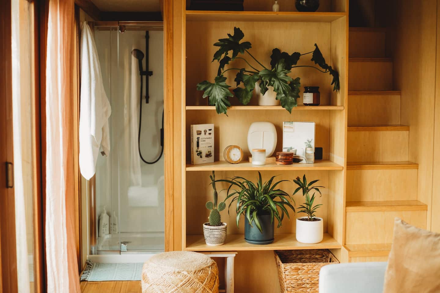 Tuki Tuki - Interior