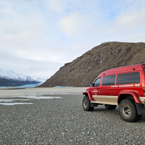 Vår Super Jeep "Eldur" - Ford Econoline med 46" dekk på Heinabergslón