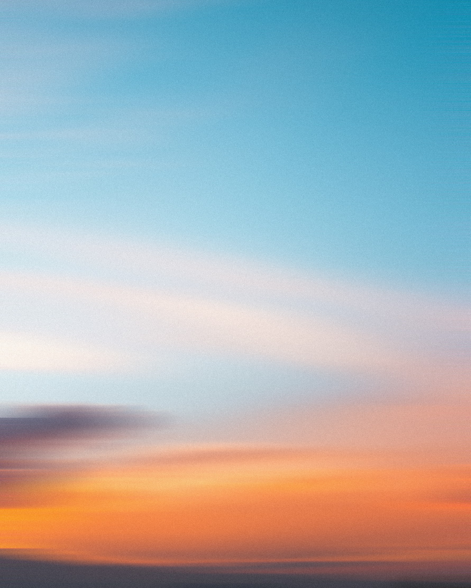 Minimal ocean horizon at dusk reflecting calm and clear thinking