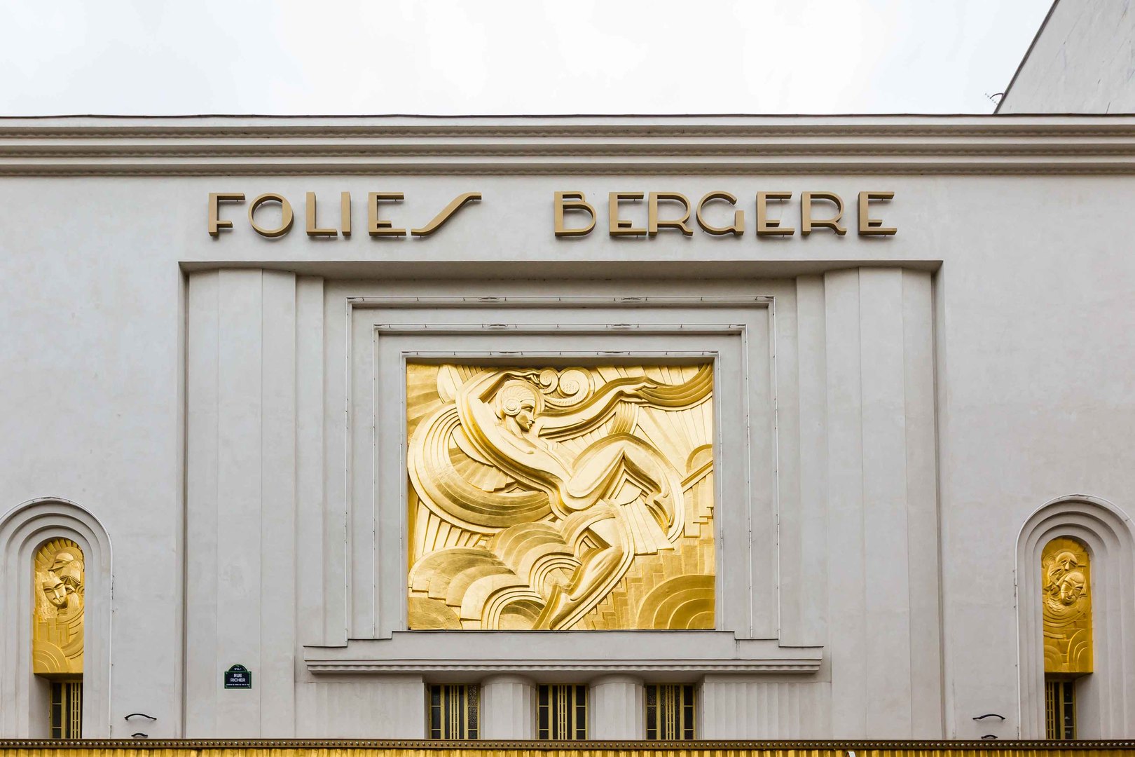 Folie Bergere