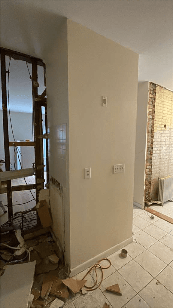 Image of a modern bedroom