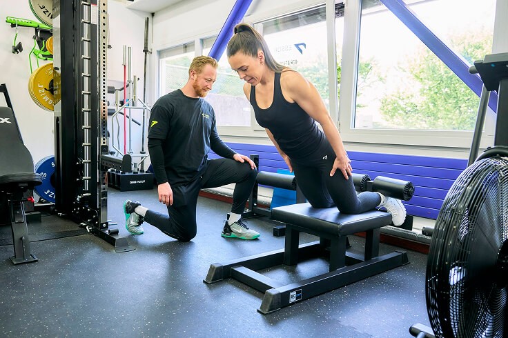 Fitness trainer and trainee