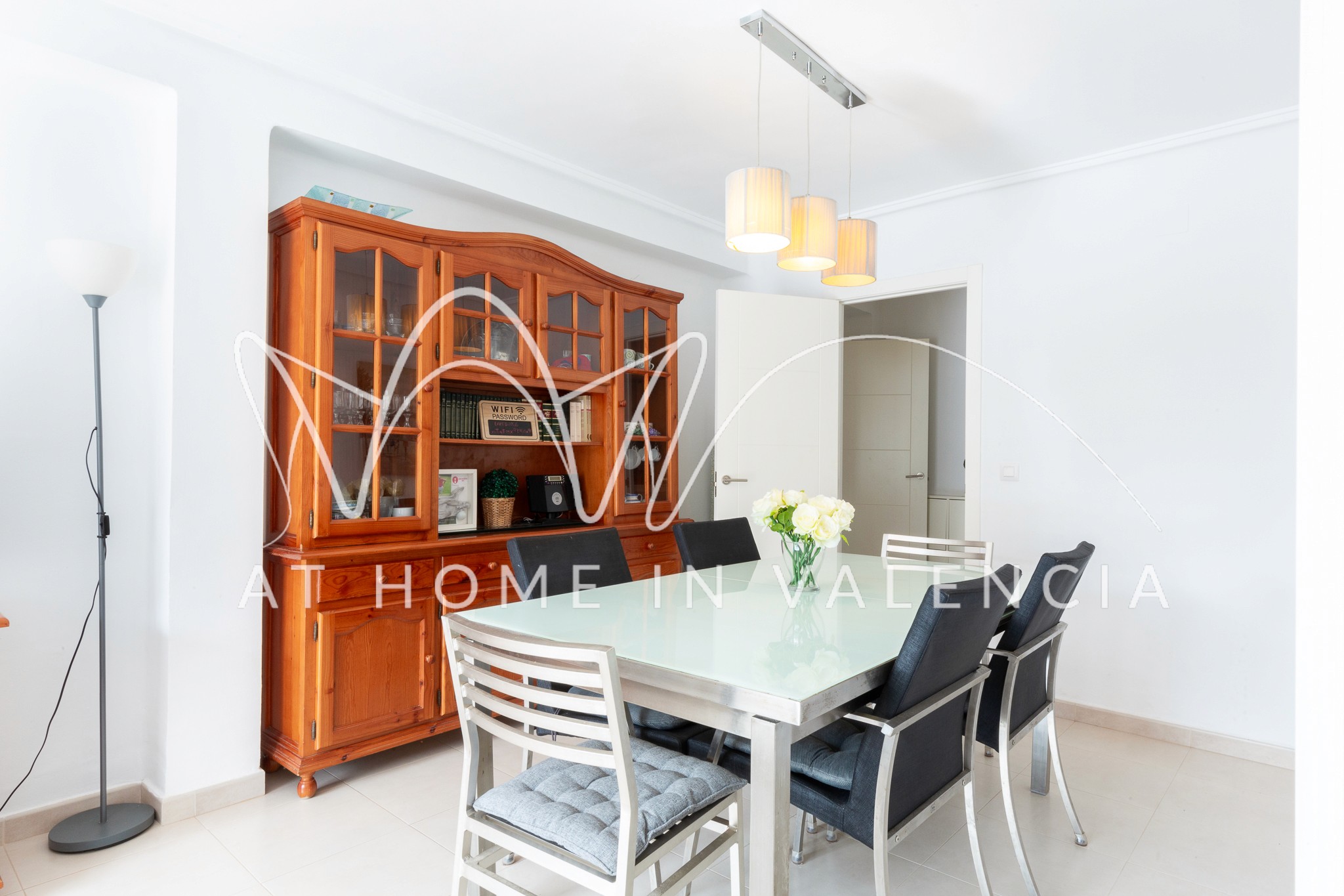 Apartment's livingroom photo