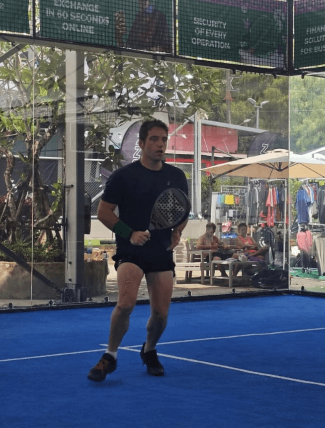 Eddy Martinez on court