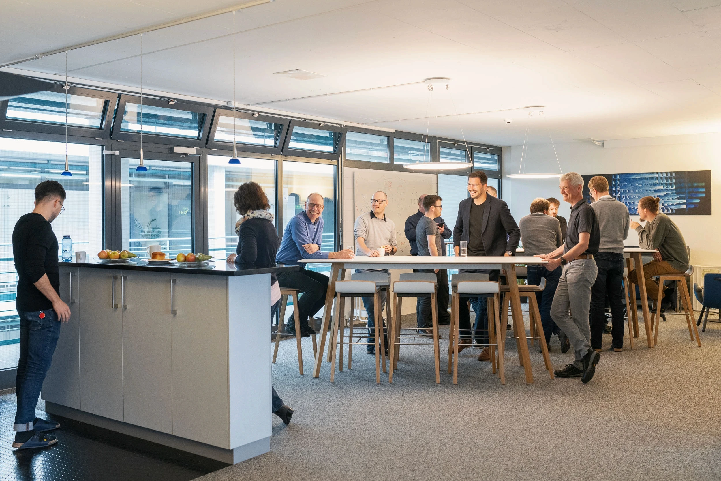 Gruppenfoto CSA ENgineering AG Pausenraum